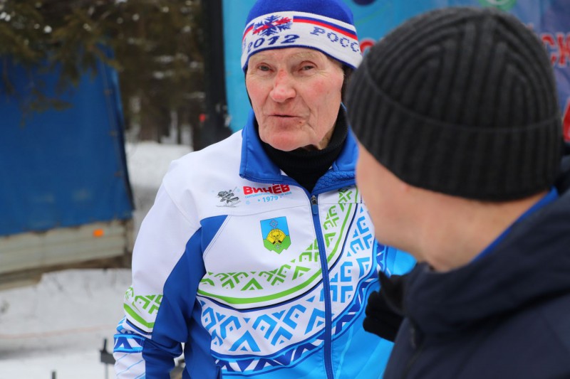 Ветераны спорта возглавили "Лыжню России" в Сыктывкаре