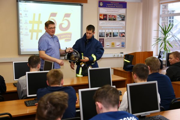 Учащиеся школ и техникумов Сыктывкара закрепили знания по безопасности