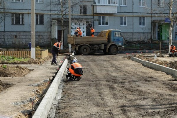 В Сыктывкаре приступили к ремонту четырех дворов