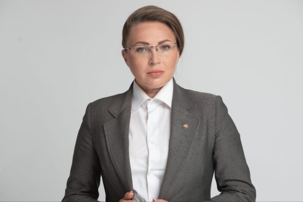 Владимир Уйба меняет формат общения с жителями Коми по законам медиа - сенатор Елена Шумилова