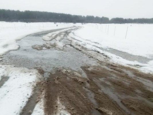 В Сыктывкаре закрывается движение автотранспорта по всем ледовым переправам
