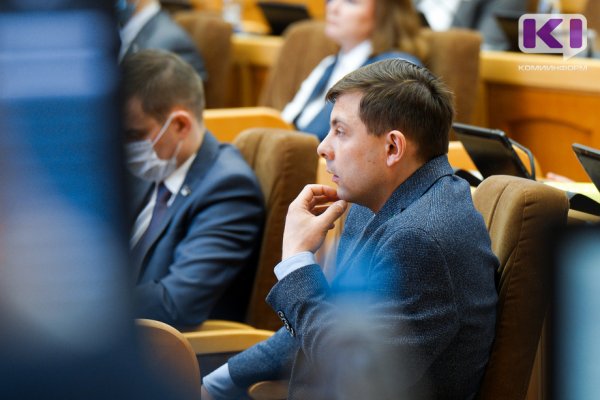 Госсовет Коми рассмотрит вопрос о нарушении правил депутатской этики Олега Михайлова