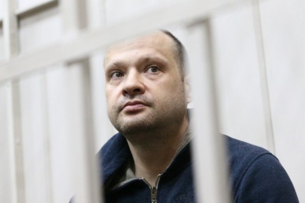 Алексея Чернова этапируют в суд по делу Николая Цхадая