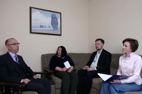 Новый формат: Валерий Серов ответил на вопросы жителей Печоры в ходе прямой трансляции