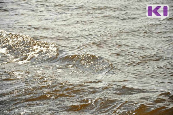 Во время шторма на реке Уса в Интинском районе пропал мужчина