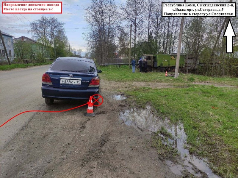 В Сыктывдине 16-летний водитель мопеда наехал на Toyota 