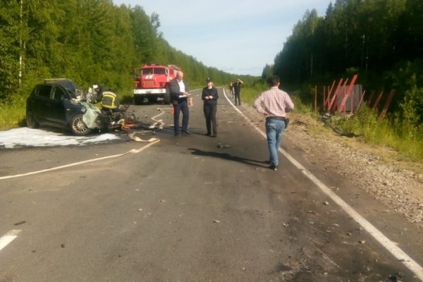 В Корткеросском районе водитель Kia вылетел под КамАЗ и погиб