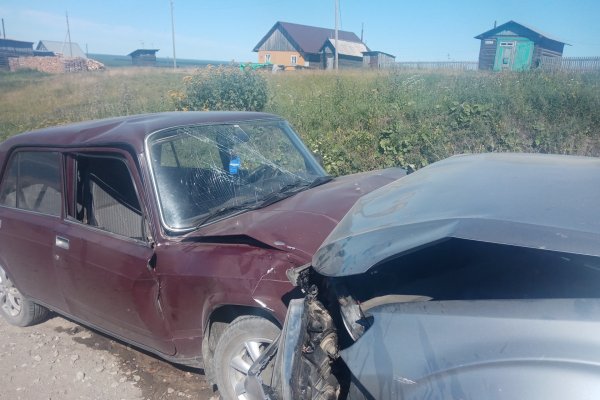 В Усть-Цильме злостный нарушитель правил дорожного движения спровоцировал ДТП с пострадавшими