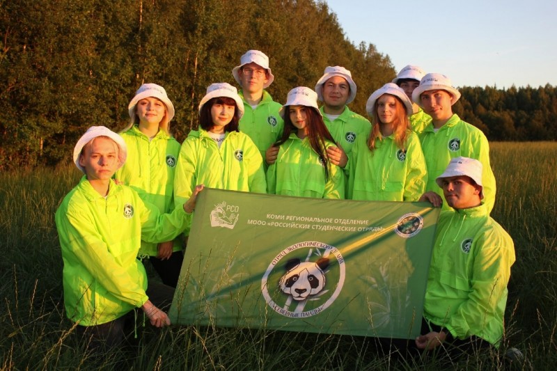 Волонтеры помогли в строительстве экологической тропы нацпарка "Койгородский"