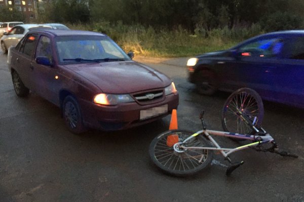 В Сыктывкаре водитель Daewoo Nexia сбил подростка на велосипеде