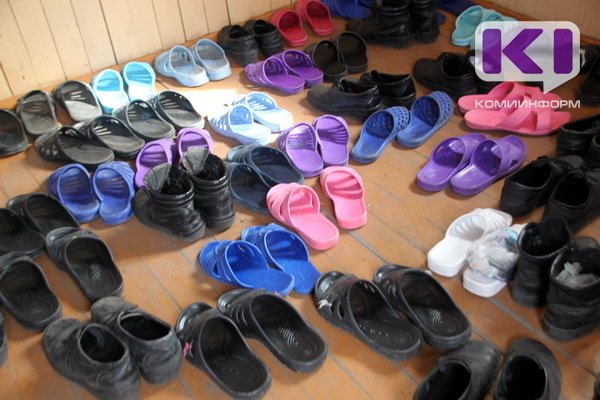 Пустят ли ученика без сменной обуви на урок, ответила руководитель Минобрнауки Коми
