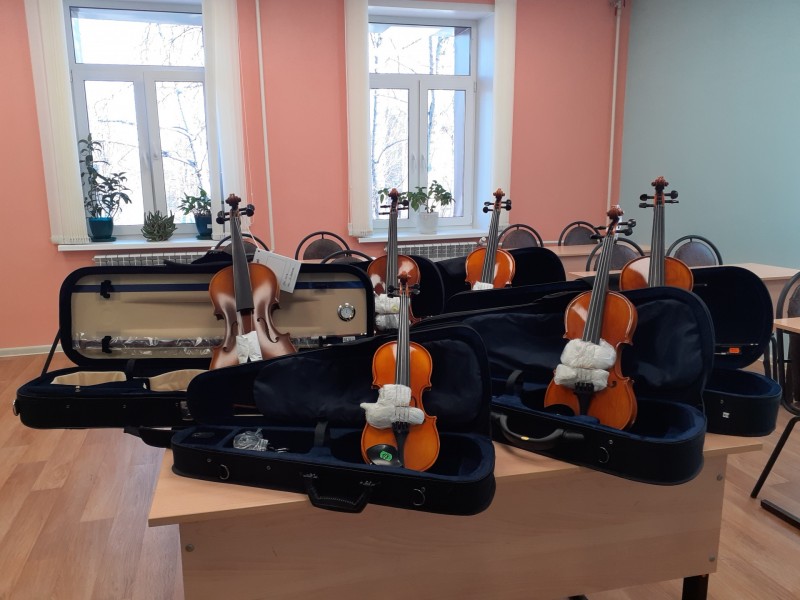 В Детскую школу искусств Сосногорска поступили новые музыкальные инструменты