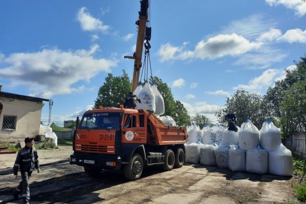 Готовь соли летом: дорожники Сыктывкара закупили галит для зимней обработки дорог