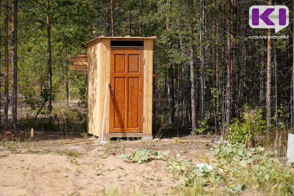 На трех сыктывкарских кладбищах появятся новые туалеты