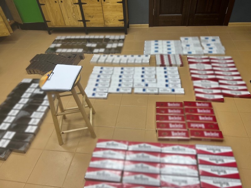 В Усинске полицейские изъяли более 5,5 тыс. пачек немаркированных сигарет