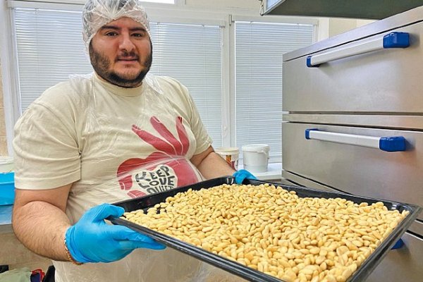 В Сыктывкаре производитель восточных сладостей расширил бизнес благодаря 