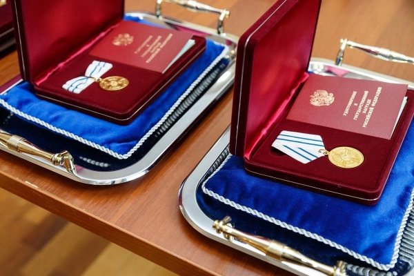Многодетная семья Сушковых из Инты награждена медалью ордена 