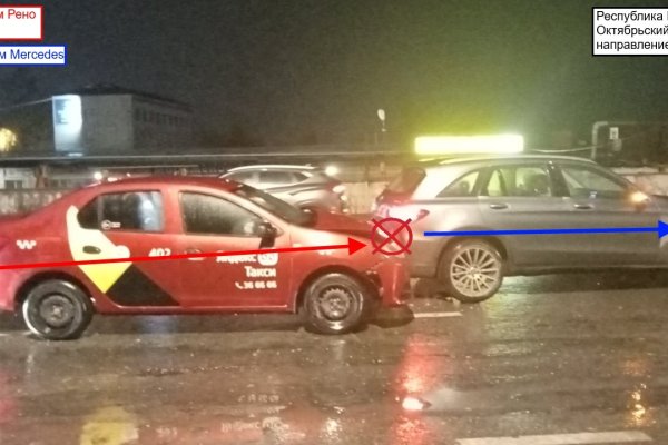 В Сыктывкаре таксист на Renault Logan врезался в Mercedes