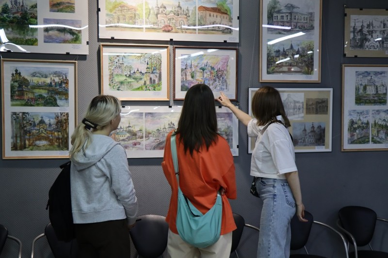 В Сыктывкаре открылась выставка "Видоискатели"