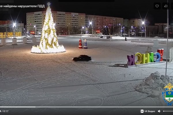 Дрифт на новогодней площади Усинска закончился штрафами 