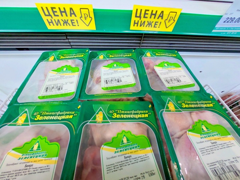 В магазинах "Зеленецкой" птицефабрики появился весь ассортимент и снизились цены