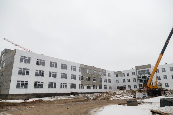 Строительство школы на 825 мест в Эжве ведется в соответствии с планом