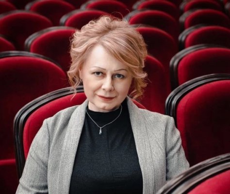 Директор Воркутинского драмтеатра поздравила сыктывкарских коллег с новым руководителем