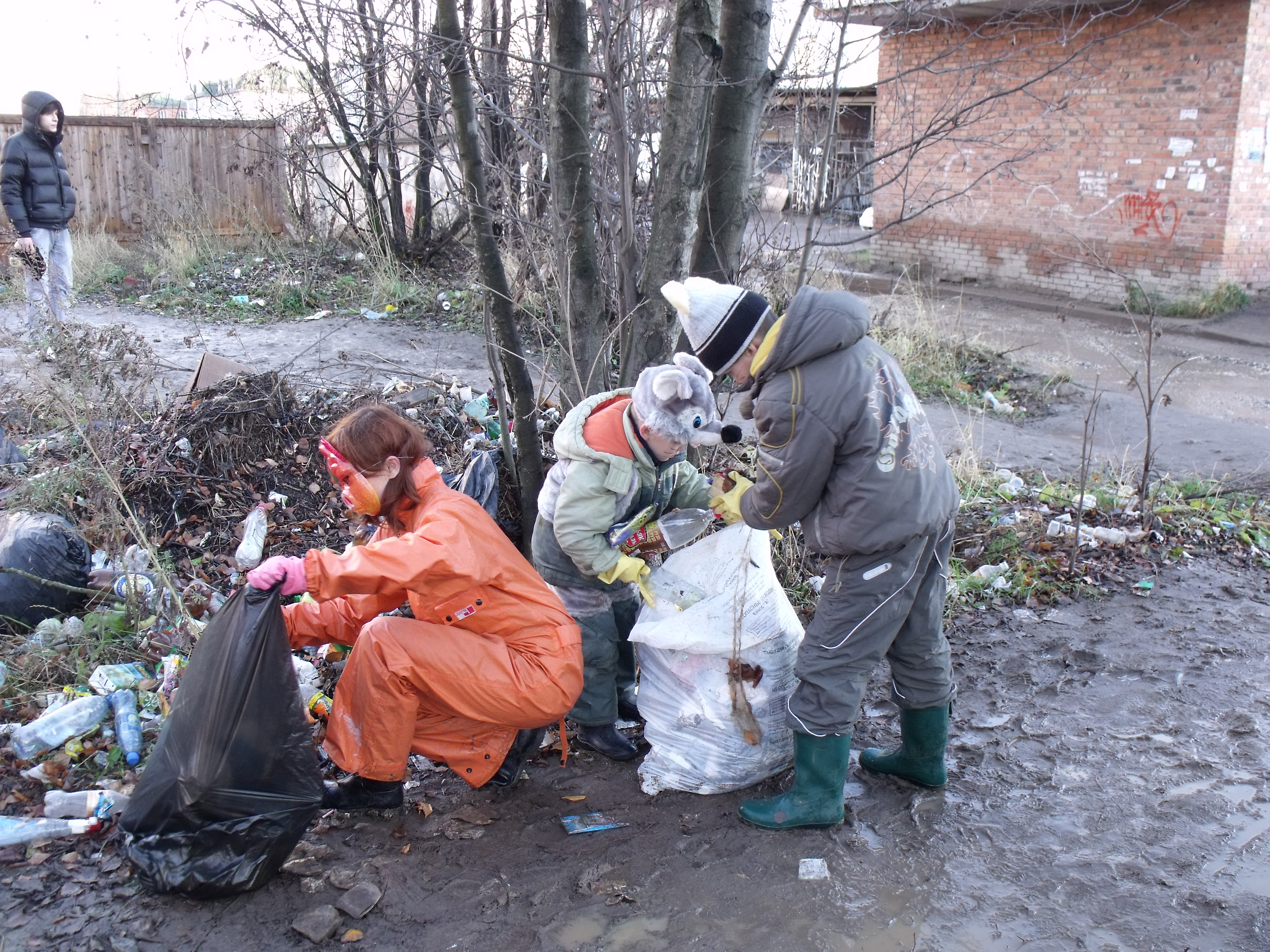 "Экологи Коми" ликвидировали несанкционированную свалку в центре Сыктывкара