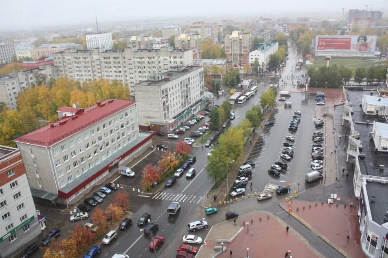 Время в сыктывкаре. Сыктывкар Главная улица. Сыктывкар Центральная улица. Сыктывкар фото города. Сыктывкар 2010.