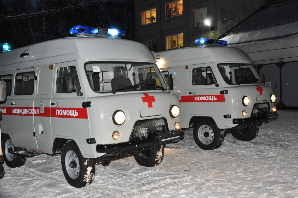 Вместо "Ленд Крузера" для постпредства Коми в Москве приобретены машины "скорой помощи" (фото)