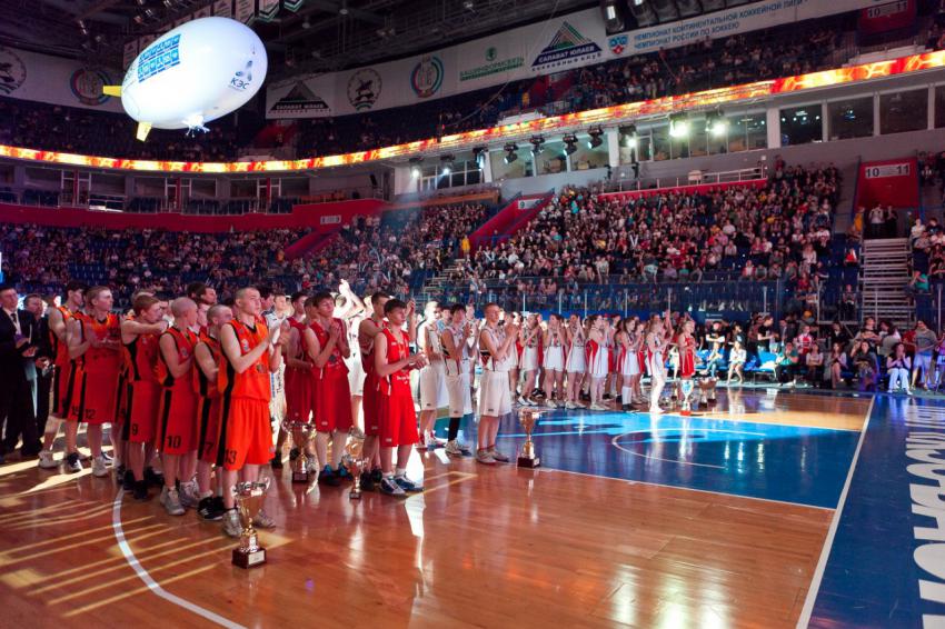 В суперфинале ШБЛ "КЭС-Баскет" определились лучшие школьные баскетбольные команды России