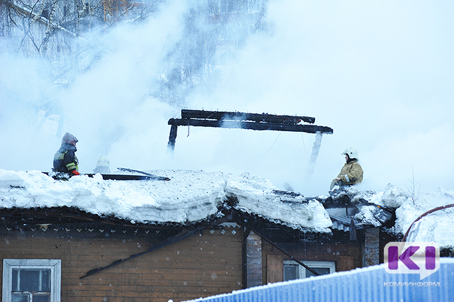 В корткеросском поселке Приозёрный произошел крупный пожар