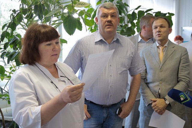 Врио главы Коми проинспектировал государственную аптеку Троицко-Печорска