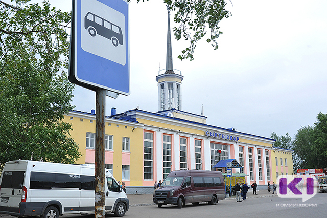 Парковку у железнодорожного вокзала в Сыктывкаре предлагают сделать платной