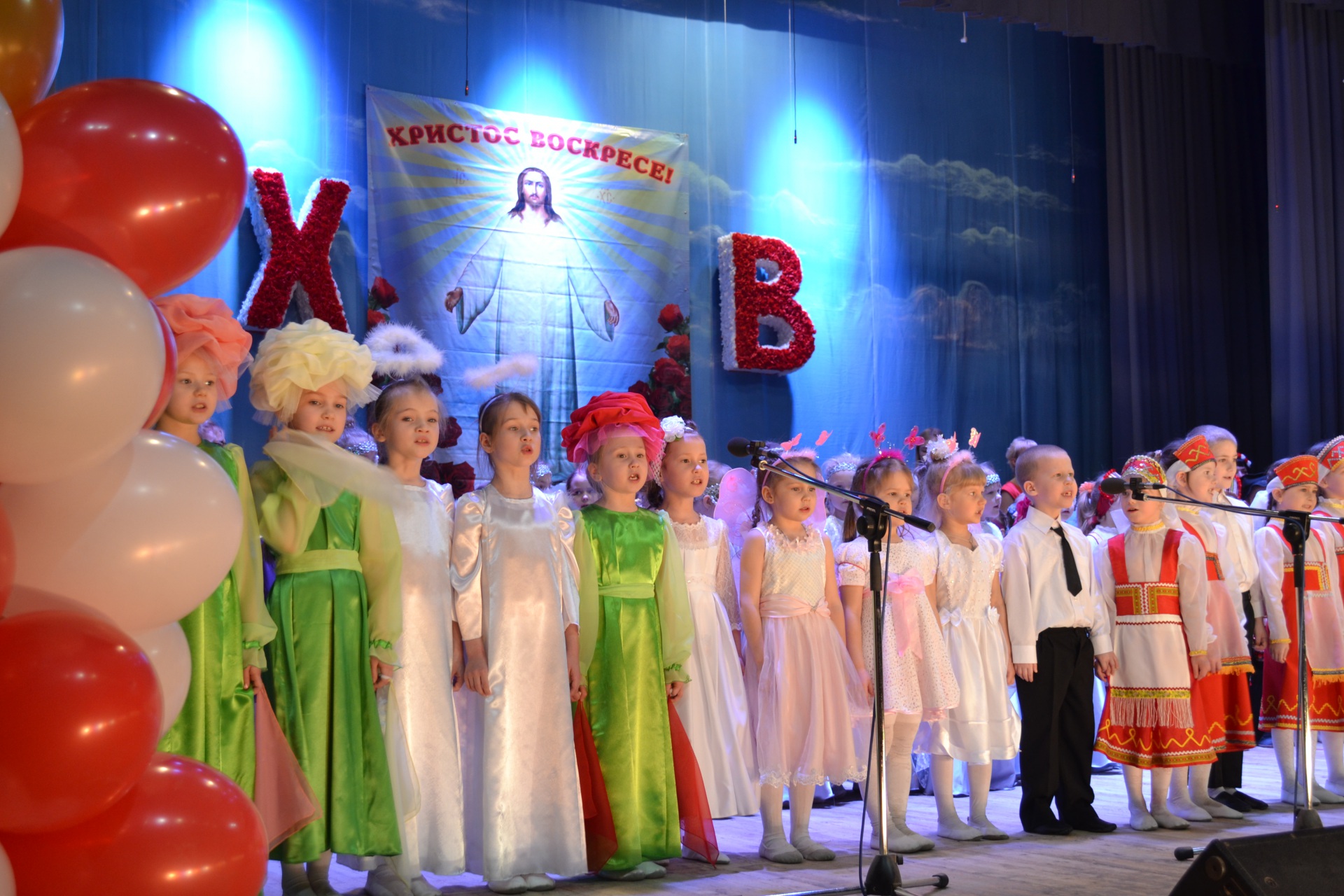 Дошкольники Сыктывкара в десятый раз  собрались на православном фестивале в честь Пасхи
