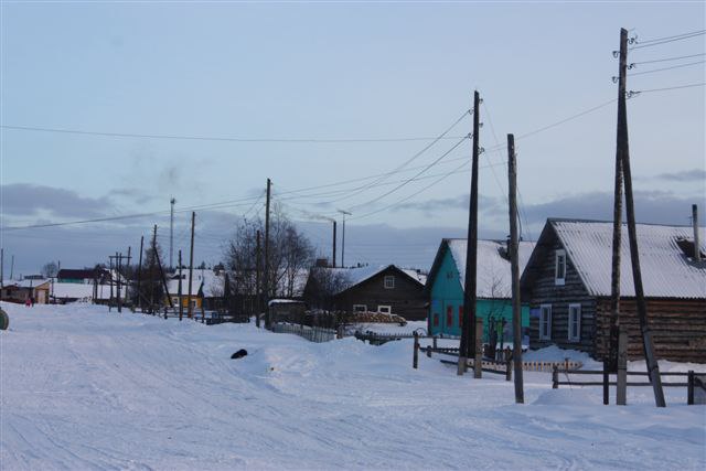 Экспертизы показали чистый воздух в селе Щельябож вблизи горящей скважины