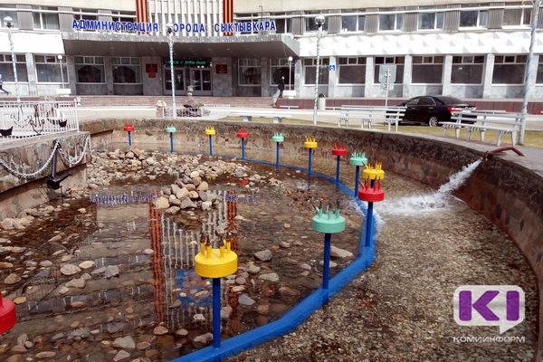Запуск фонтанов в Сыктывкаре затягивается из-за непогоды