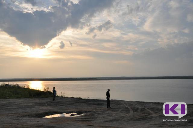 Дети из Усть-Цильмы нашли на берегу Печоры человеческий череп 

