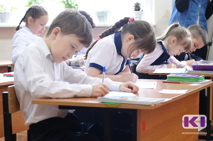 Минобрнауки РФ и генпрокуратура проверят ситуацию с изучением национальных языков в школах