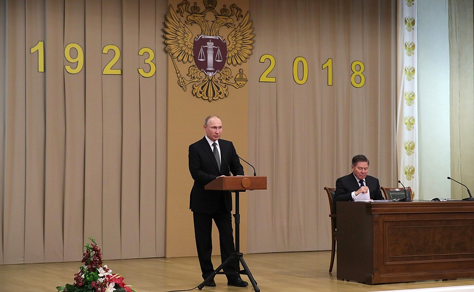 Путин поддержал идею о новой дисциплинарной ответственности для судей

