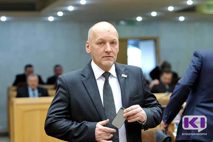 Госсовет Коми рассмотрит вопрос о лишении полномочий депутата Виктора Поляхова