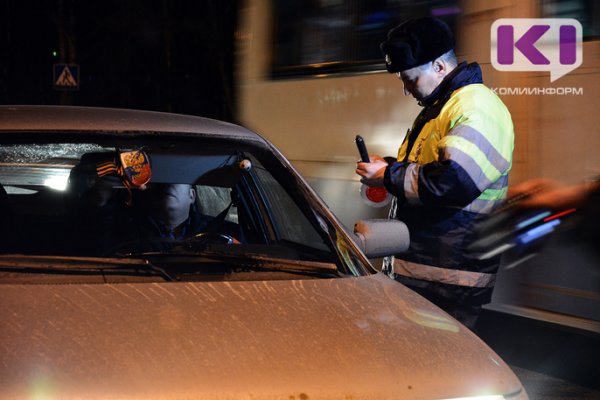 В ДТП в столице Коми пострадал водитель Fiat Albea