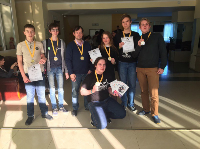 Сыктывкарские школьники заняли второе место на межрегиональном интеллектуальном фестивале