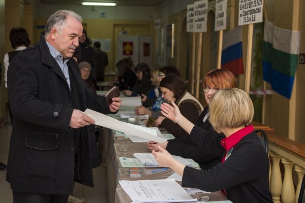 Мэры Ухты и Сосногорска проголосовали на выборах президента России