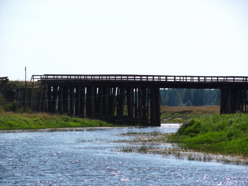 Аварийный мост у поселка Якунъёль Прилузского района планируют реконструировать в 2018 году 
