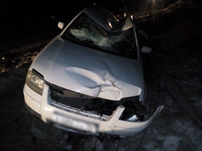 В Сыктывдинском районе начинающий водитель врезался в фонарный столб