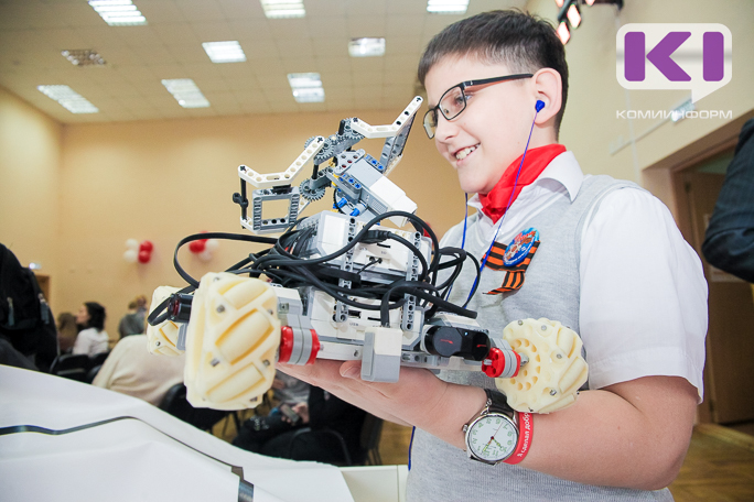 Юные изобретатели из Коми презентовали полезную робототехнику