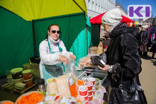 Жители Сыктывкара отметили Первомай уличным шопингом