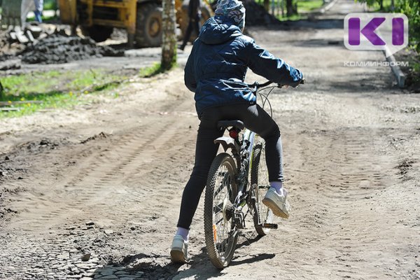 В Емве 8-летний велосипедист угодил под машину 