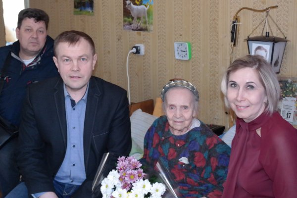 Ветеранам в Воркуте вручили поздравительные письма от президента России  
